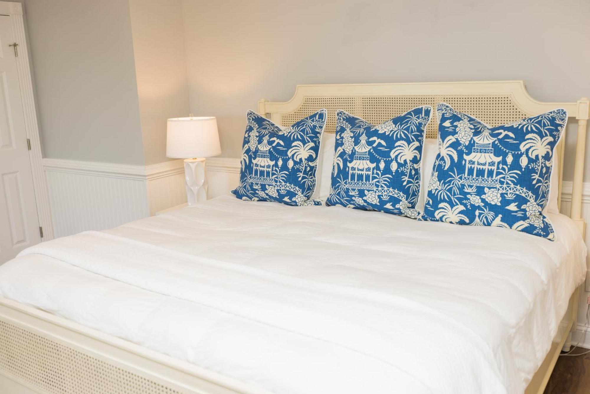 The Burrus House Inn Waterfront Suites Manteo Phòng bức ảnh