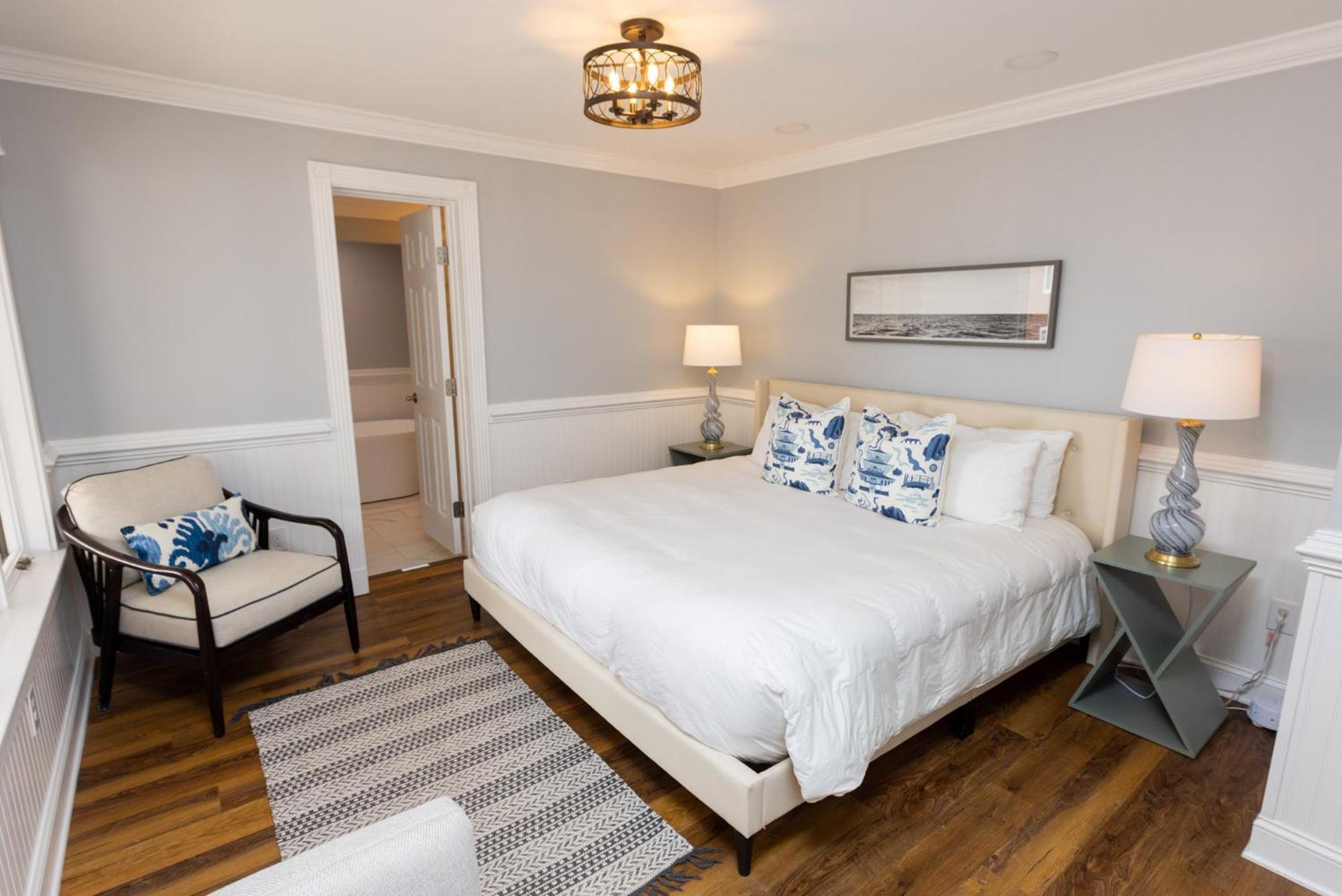The Burrus House Inn Waterfront Suites Manteo Phòng bức ảnh